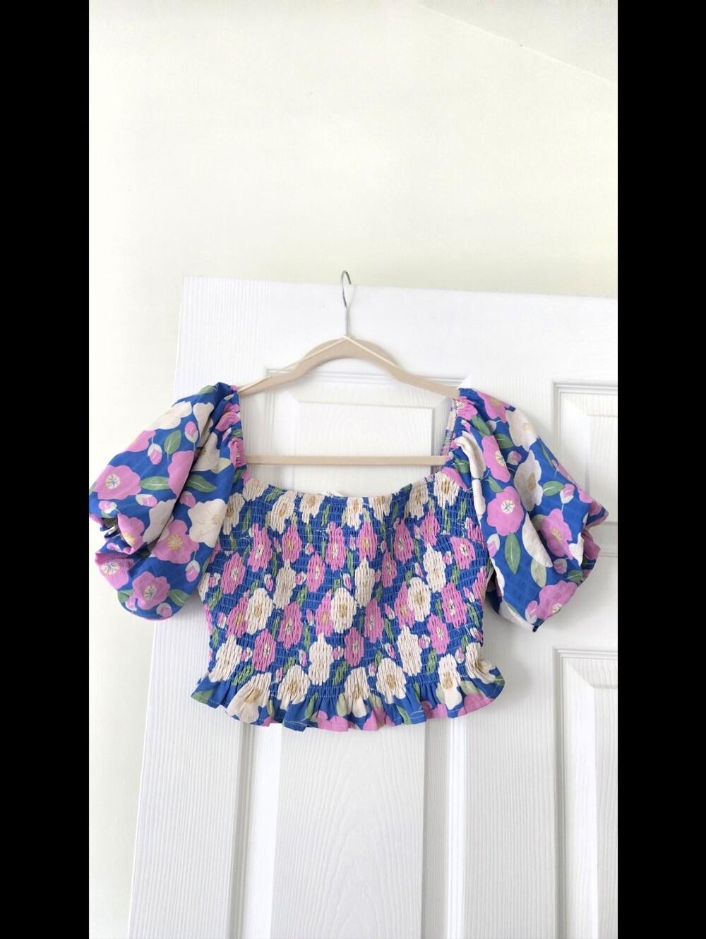 Alter'd State Floral Smocked Puff-Sleeve Crop Top
